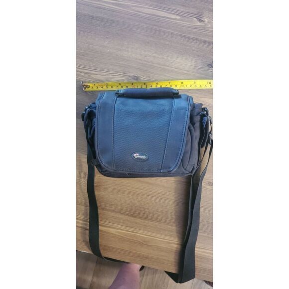 Lowepro Shoulder Camera Bag - Picture 8 of 9